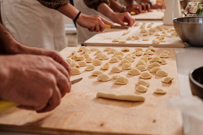 Polignano : Typical Cooking Class with Aperitif and wine included - A two-hour schedule that stays focused