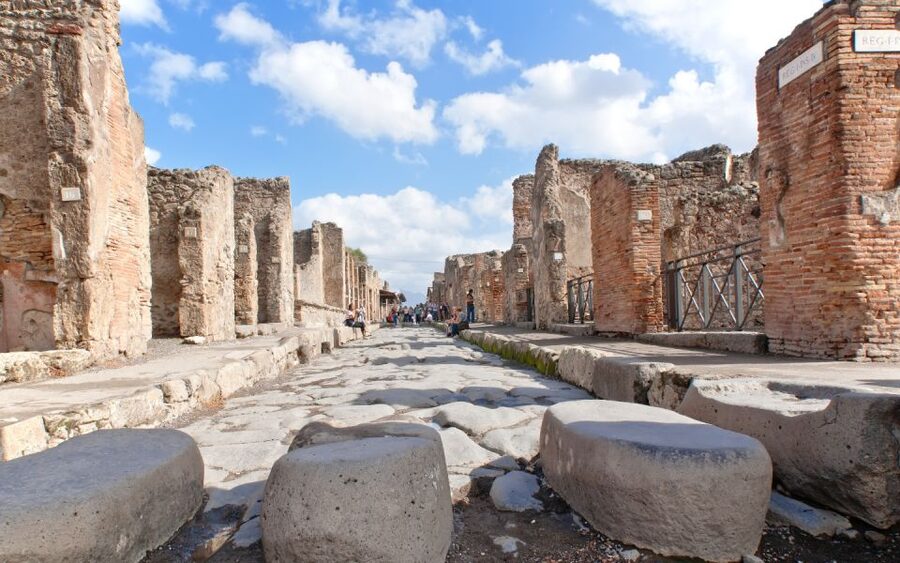Pompeii: Archeological Tour & Wine Tasting at Mt. Vesuvius - What two hours can and cannot do