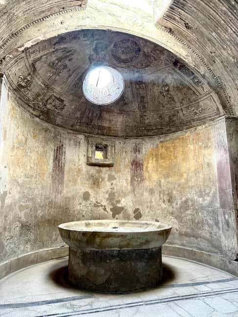 Pompeii: Archeological Tour & Wine Tasting at Mt. Vesuvius - A proper lunch, not just a few nibbles