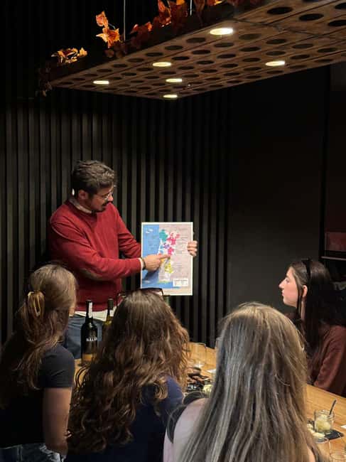 Porto: 3 or 5 Port Wine Tasting with Pairings - Pairings that make the tasting easier to understand