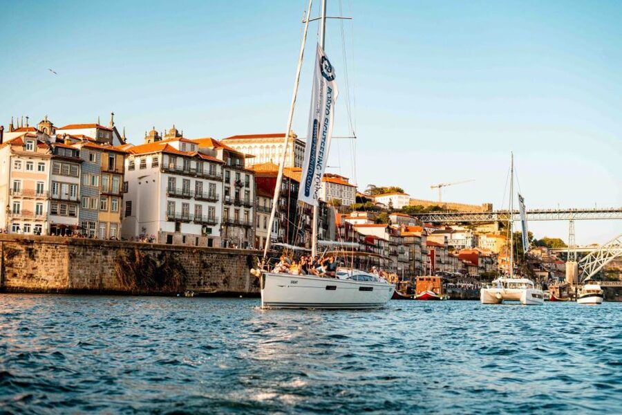 Porto: Daytime or Sunset Douro River Cruise With Port Wine - Why Porto looks different from the Douro