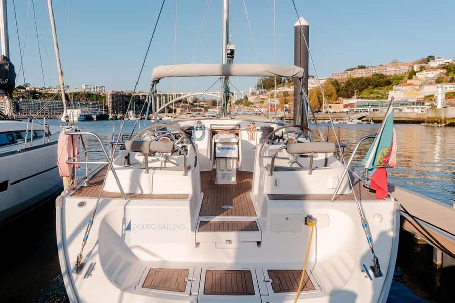 Porto: Douro River Boat Tour with Wine Tasting - Quick take: what makes this cruise worth your time
