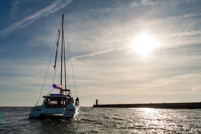 Porto Douro River Cruise With Port Wine - Daytime or Sunset - The bridges that explain Porto
