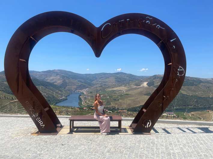 Porto: Douro Valley Wine Tour with a Sommelier & Boat Trip - Key points at a glance