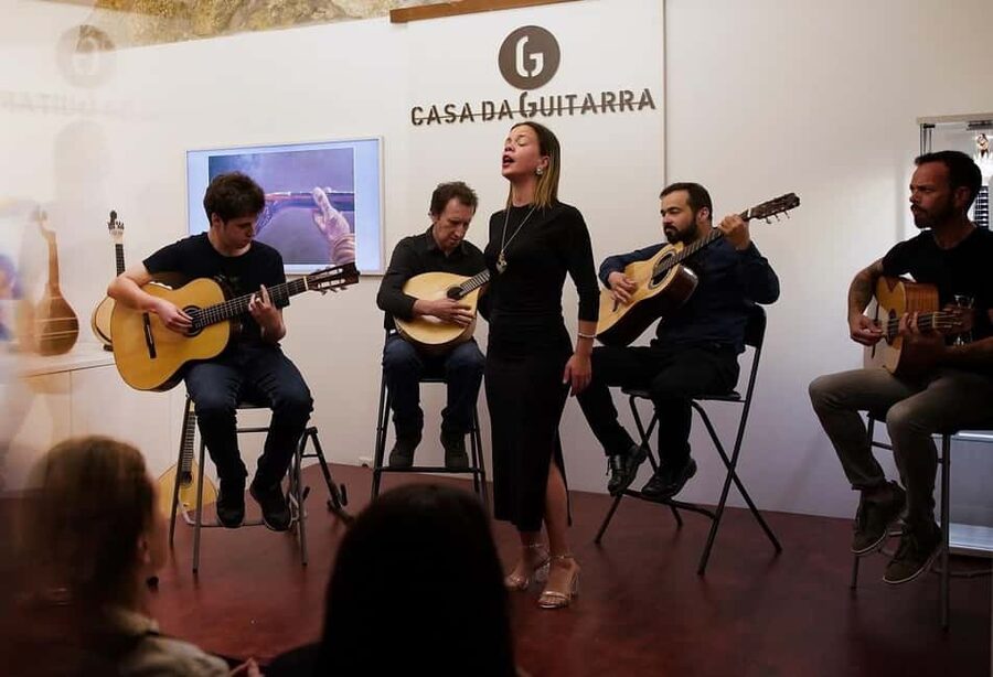 Porto: Fado & Port Wine in Traditional Portuguese Music Shop - The opening: music, instruments, and Fado explained