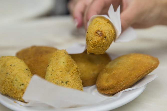 Porto Food & Wine Tasting Tour with Lunch or Dinner Option - Bifana at a Century-Old Shop