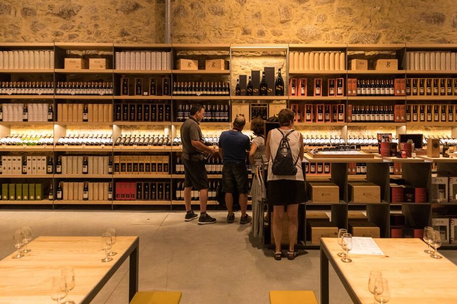 Porto: Guided Tour and Tasting of 3 Port Wines at Poças - The three-Port tasting