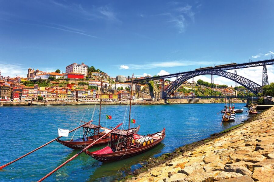 Porto Half-Day Tour and Wine Tasting - Sé and the oldest Porto