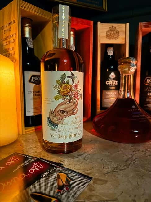 Porto: Intimate Fado Show & Port Wine in Trindade Noble Hall - Practical tips for a smoother evening
