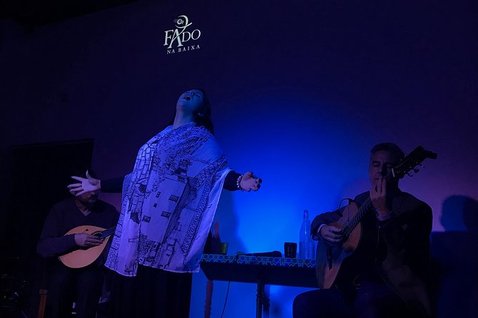 Porto: Live Portuguese Fado Experience with Port Wine - Entering Fado na Baixa in Porto