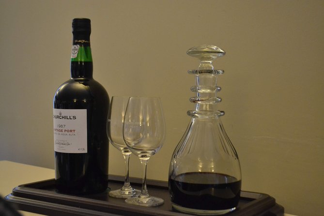 Porto: Port and Douro Wine Walking Tour With 9 Wine Tastings - Nine tastings, small pours, and a serious lunch tip