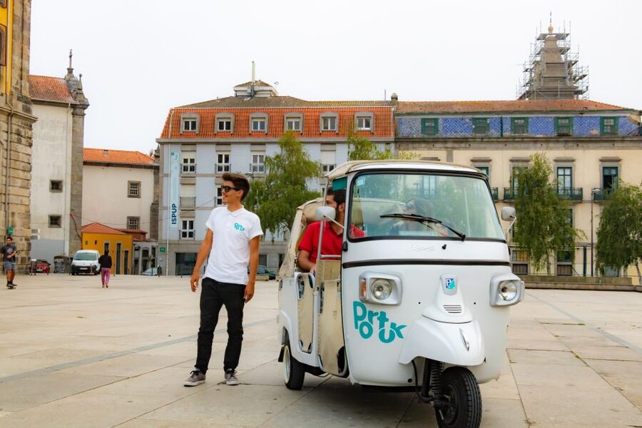 Porto: Private Tuk-Tuk Tour with Short Walks and Wine - Stock Exchange Palace, Ferreira Borges Market, and the riverfront