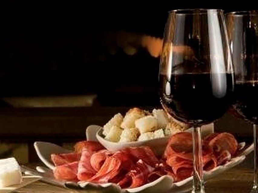 Porto: Self-Guided Bike and Boat Tour with Port Wine Tasting - Who will enjoy this day most?