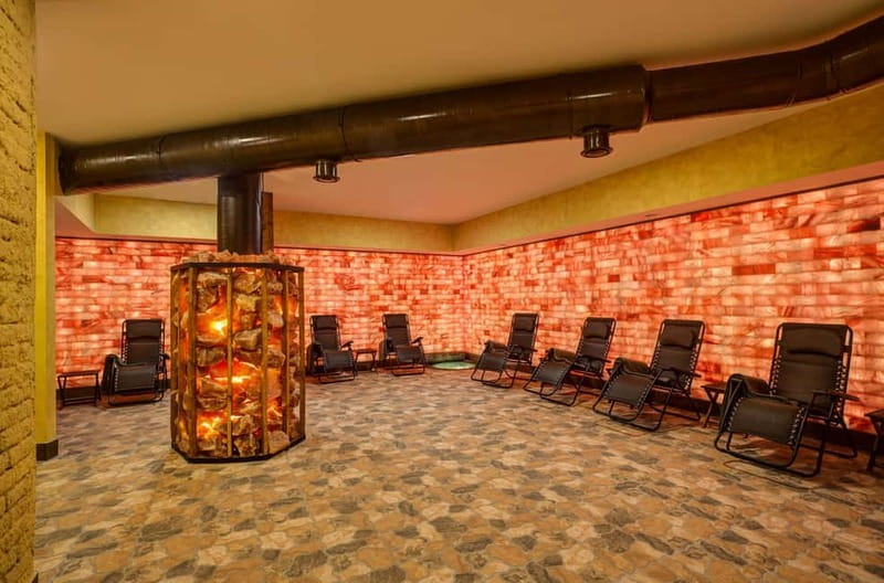 Prague: Beer and Wine Spa Bath with Salt Cave Experience - Getting there and planning the appointment
