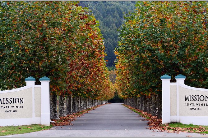 Premium 4 -Best Wineries Napier Hawke's Bay Tour, 5.5h - 6Hours - The Fourth Stop and Possible Substitutions