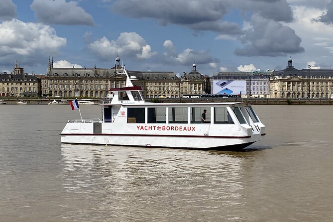 Prestige Commented Cruise glass of wine and Canelé in Bordeaux - Wine, canelé, and the value of the $22.93 fare