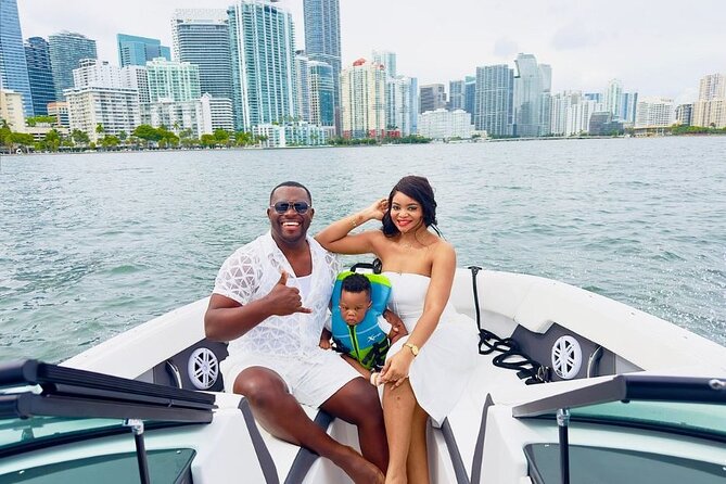 Private Boat Ride in Miami with Experienced Captain and Champagne - Boarding in Coconut Grove
