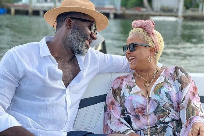Private Boat Ride in Miami with Experienced Captain and Champagne - Sunset timing and the best time slot
