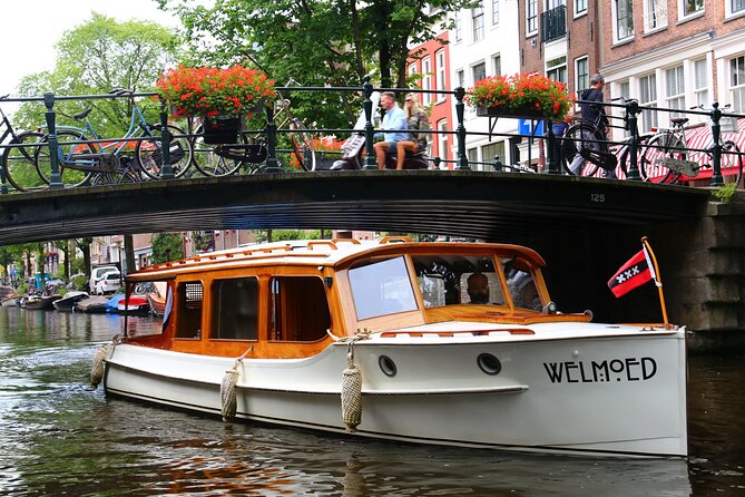 Private Champagne Canal Cruise in Amsterdam - Choosing daytime, evening, or rainy weather