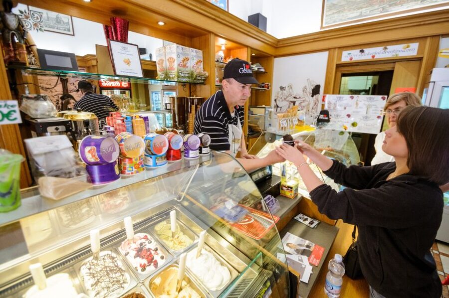Private Flavors of Florence Walking Tour(Food&Wine Included) - Why this three-hour tour works well in Florence