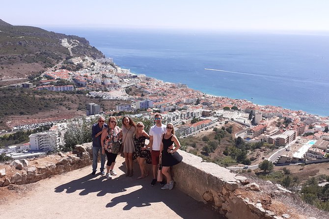 Private Lisbon Arrabida Wine Tour: Food & Wines, Mountain and Sea - Watching Portuguese Tiles Take Shape