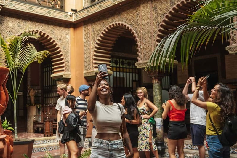 Private Lisbon Food Tour in Baixa with Wine & Local Delights - Dietary choices and walking comfort