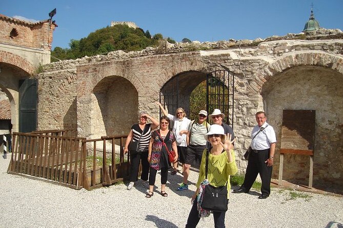 Private Prosecco , Hilltowns & Palladian Villa Tour from Venice - Who should book this experience?