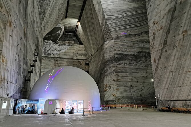 Private Tour to Salt Mine, Lunch at Winery and Dracula Grave - Lunch and wine at Casa Seciu