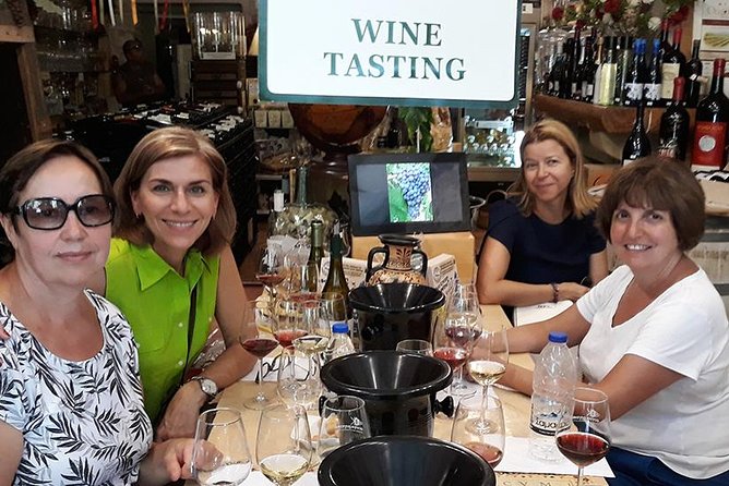 PRIVATE Walking Tour with Lunch and Wine Tasting by a Sommelier - Pickup makes a busy Chania day easier