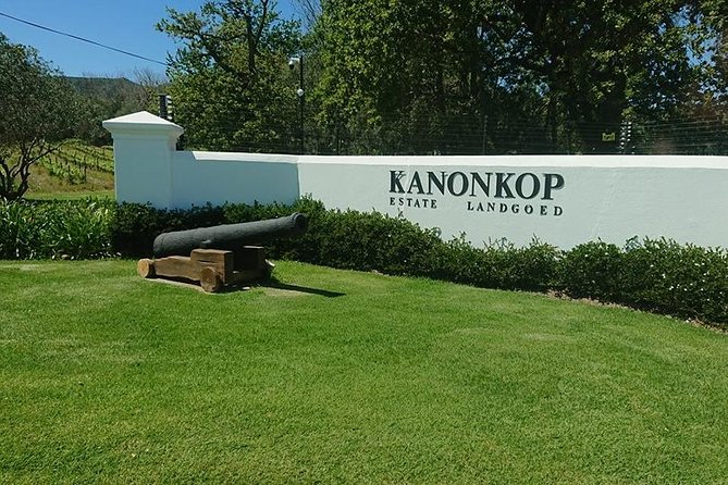 Private Wine Tour with Wine Expert to Stellenbosch-Franschhoek Wine Regions - Four Things That Make This Wine Tour Different