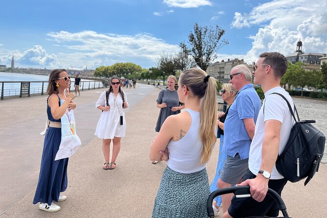 Professional - Bordeaux Wine and Cheese Tasting with a walking tour - Starting beside the Garonne in Chartrons