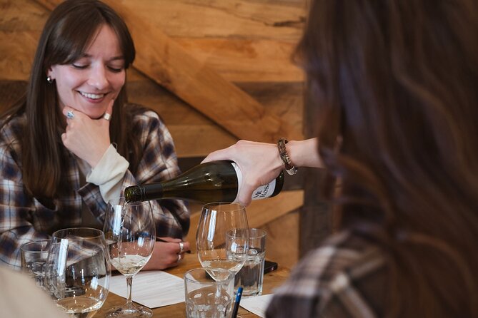 Queenstown: Afternoon Wine & Beer Tour with Platters - Leaving Queenstown at 3:00 pm