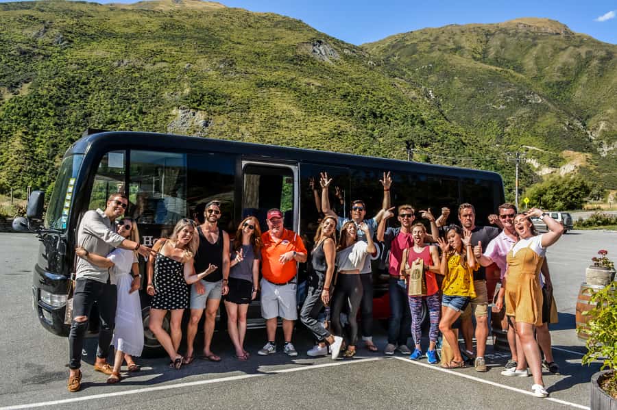 Queenstown & Gibbston Valley: Hop-On Hop-Off Wine Tours - How to plan five or six stops