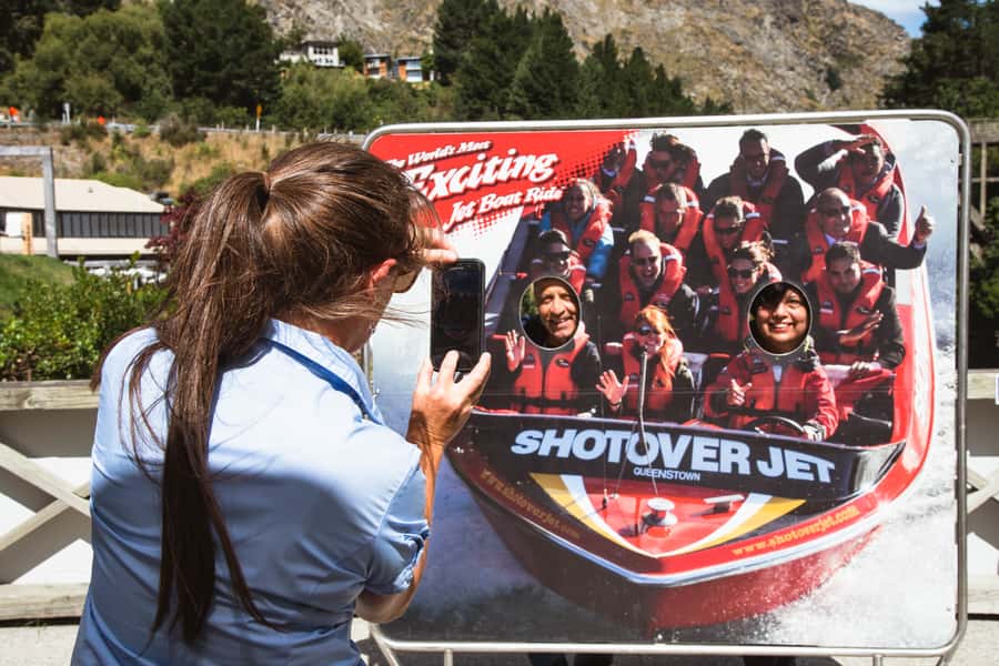 Queenstown: Scenic Highlights, Tour with Wine & Lake Cruise - Crossing the Shotover River