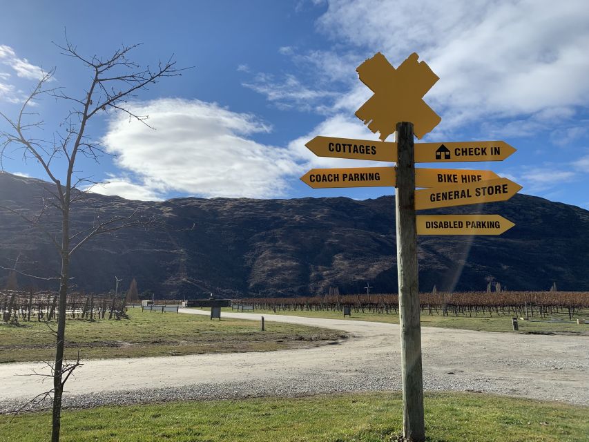 Queenstown: Wine Tasting Tour - Mt Rosa offers a more personal cellar-door feel