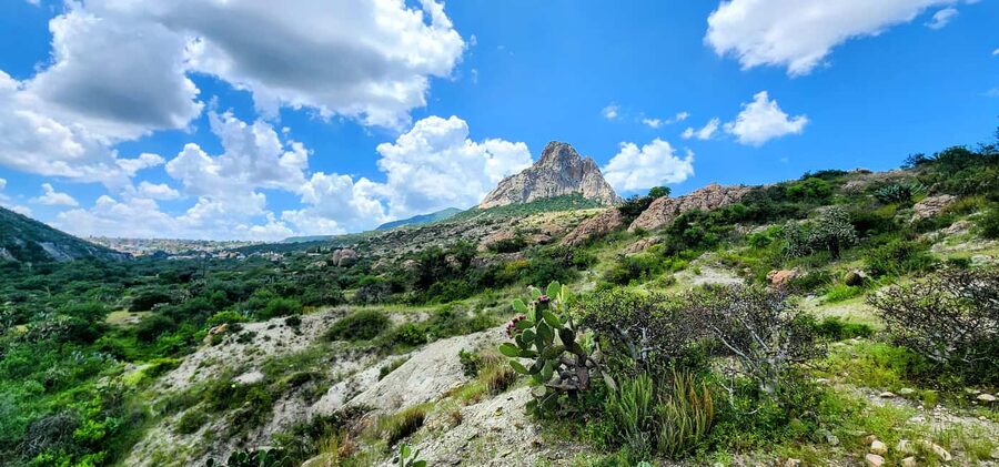 Querétaro: Bernal & Tequisquiapan Trip with Wine & Cheese - Guides can make or break the long day