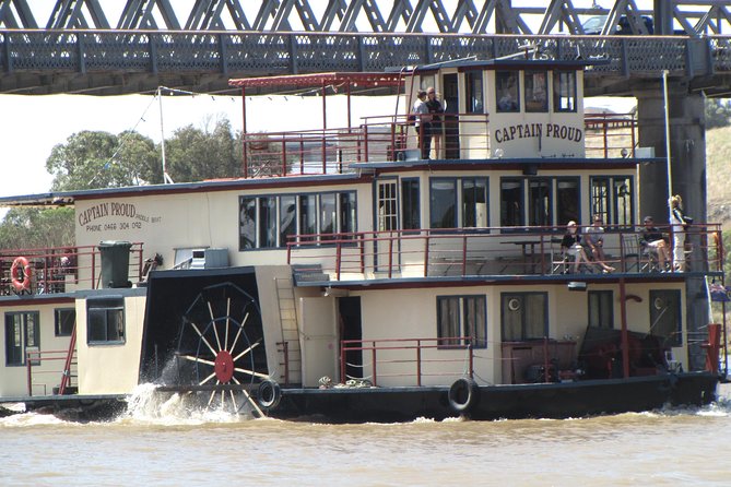 Red White & Brew - Wine, Gin & Beer Tour with Tastings from Adelaide - The guides shape the whole experience