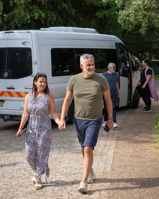 Régua: Wine tasting at a Quinta, traditional lunch, cruise, and train ride - Lunch at Quinta da Laceira