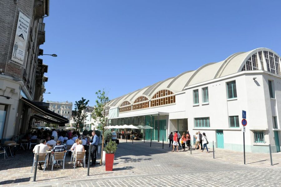 Reims : city-center discovery tour and champagne tasting - Following the eras through Reims