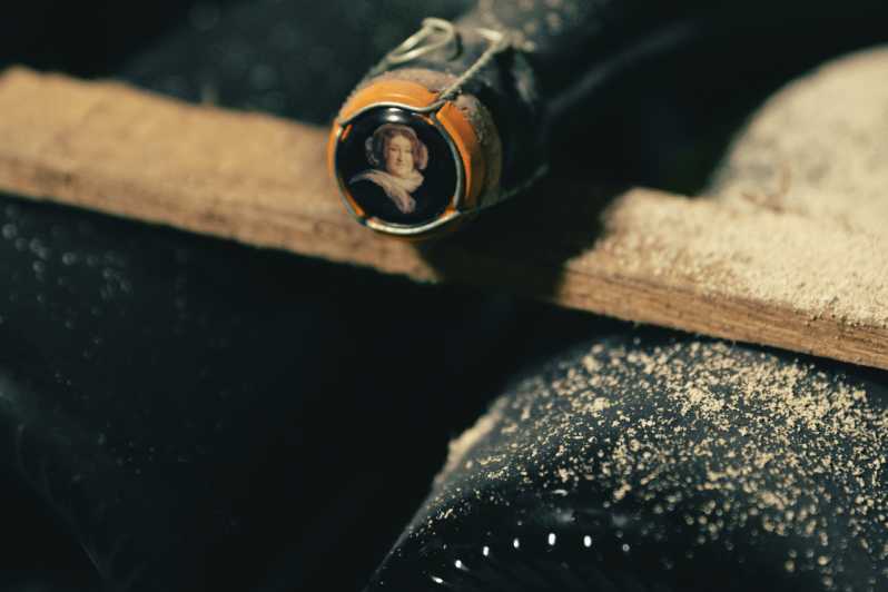 Reims: Veuve Clicquot and Family-Run Winery Day Tour & Lunch - Key points to know before booking