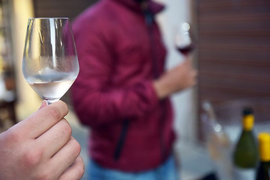 Rhodes: Private Wine Tasting Experience for Beginners - The food pairings make the lesson easier