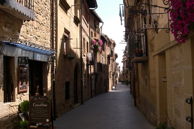 Rioja wine region with visit to winery & Vitoria-Gasteiz - Leaving Bilbao for Rioja wine country