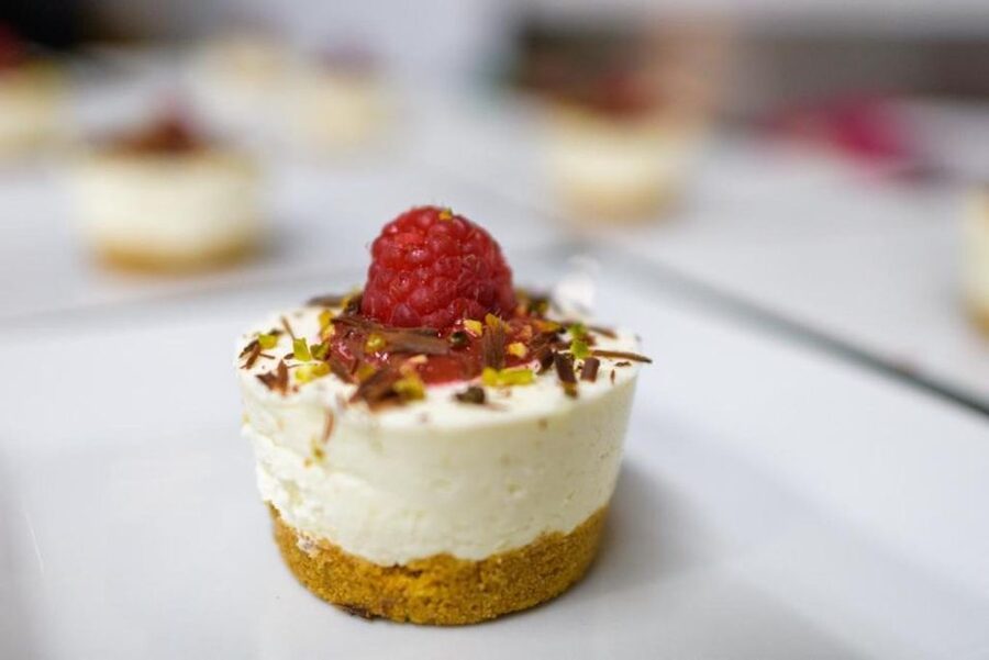 Rome: Authentic Roman Restaurant Dining Experience & Wine - Dessert and the included drink