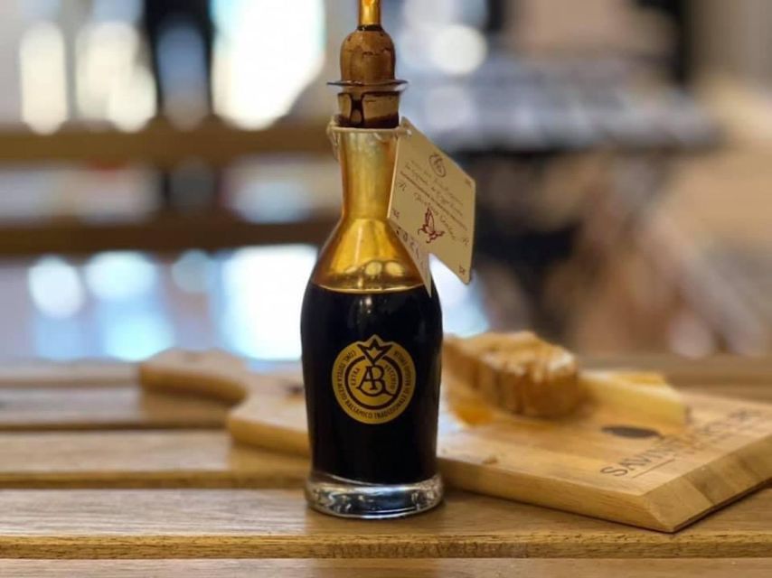 Rome: Authentic Roman Restaurant Dining Experience & Wine - Timing, pace, and the 75-minute format