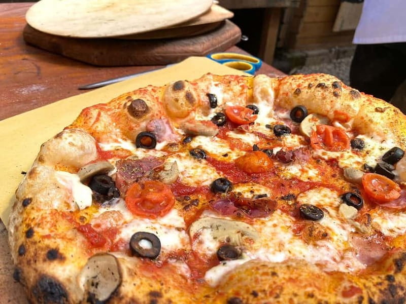 Rome: Combo Pizza and Pasta Cooking Class with Wine - Meeting the chefs and getting started