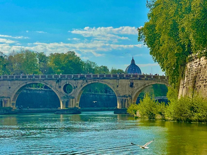 Rome: Food Tasting and Wine Pairing & Tiber River Boat Ride - Riding the Tiber from Ponte Sant’Angelo