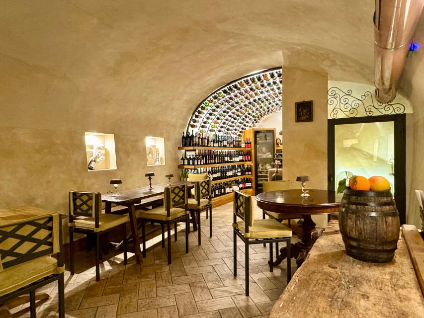 Rome Food Tasting with Wine Paring in Trastevere Experience - Choosing the wine package