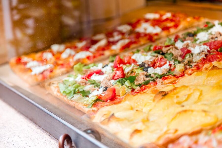 Rome: Food Tour near Vatican City with Wine - Roman street food, truffles, and a possible Trevi view