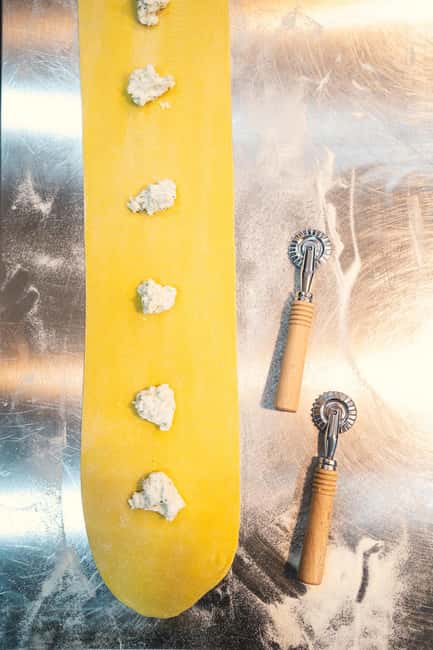 Rome: Fresh Pasta-Making Class with Italian Chef and Wine - What happens during the three-hour class