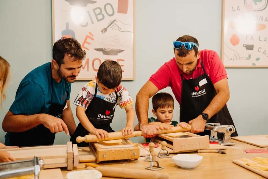 Rome: Fresh Pasta-Making Class with Wine and Gelato - Key points to know before booking